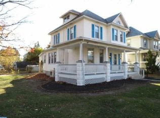 202 Jackson Ave, Magnolia, NJ 08049
