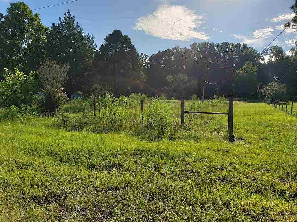 1st image of 851 SE Remington Dr #0