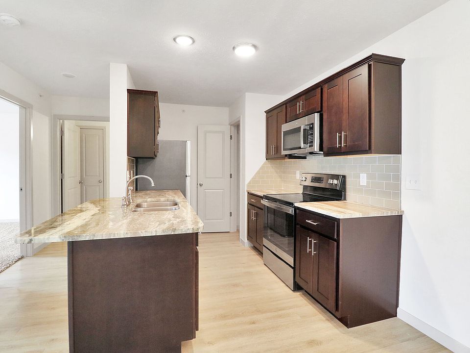 1st image of 3443 E Old Stone Rd #307