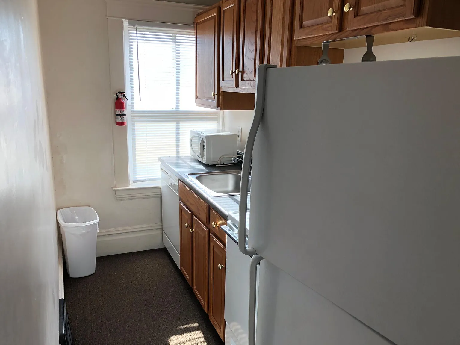 428 Clinton Ave — Photo 2