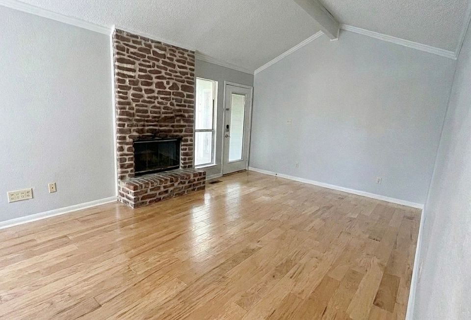 1st image of 9515 Aberdeen Way #B