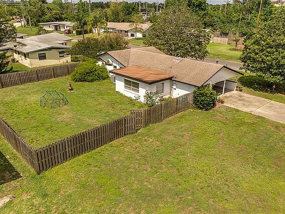 4th image of 616 Balfour Dr