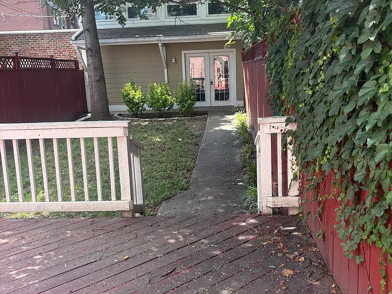 1424 S St NW — Photo 21
