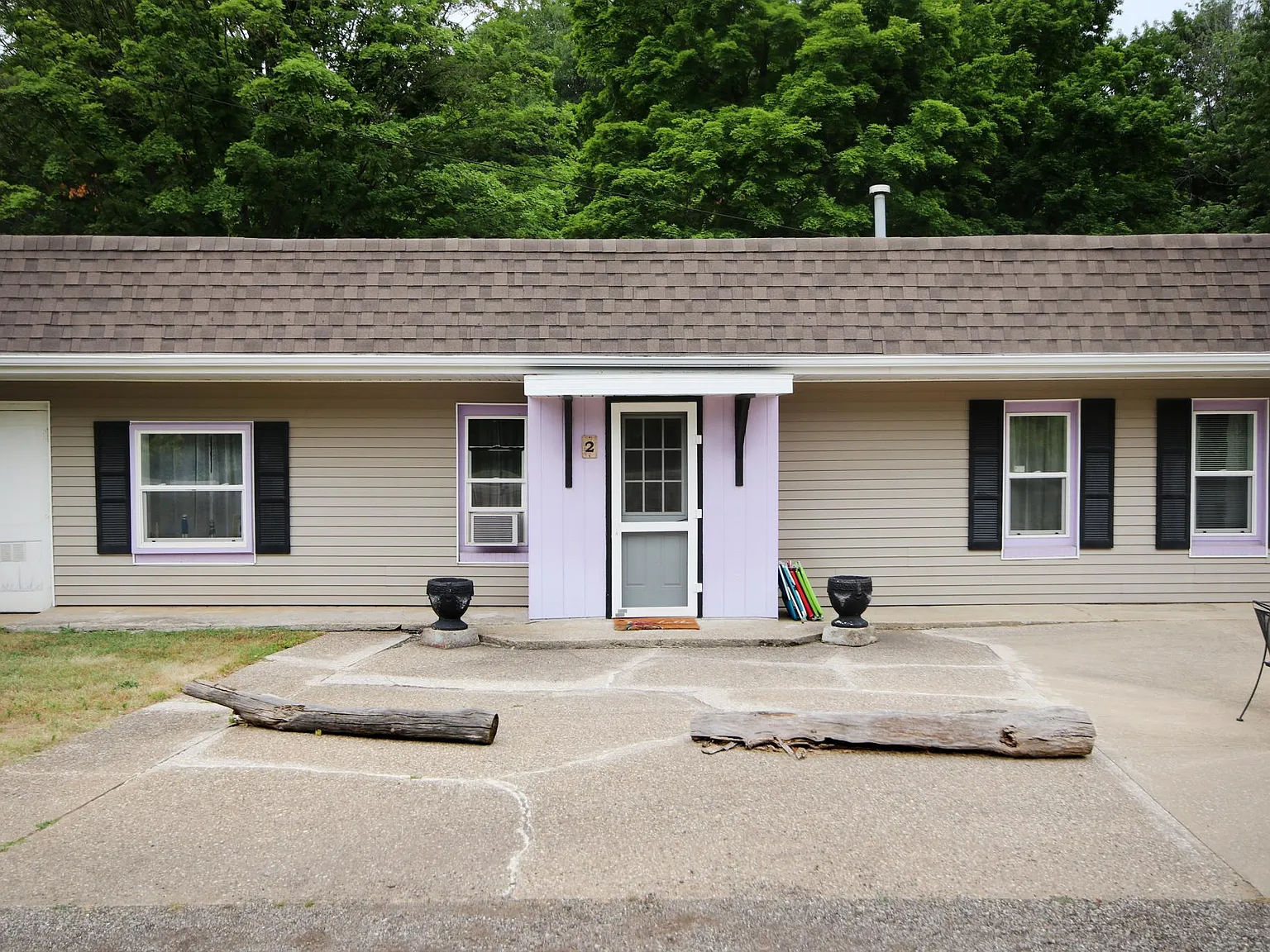 6128 M 63 N — Photo 1