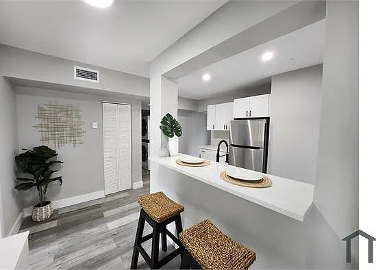1920 SW 4th Ave #2 — Photo 3