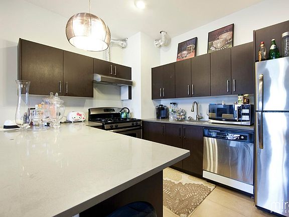 5th image of 2026 3rd Ave APT 4F