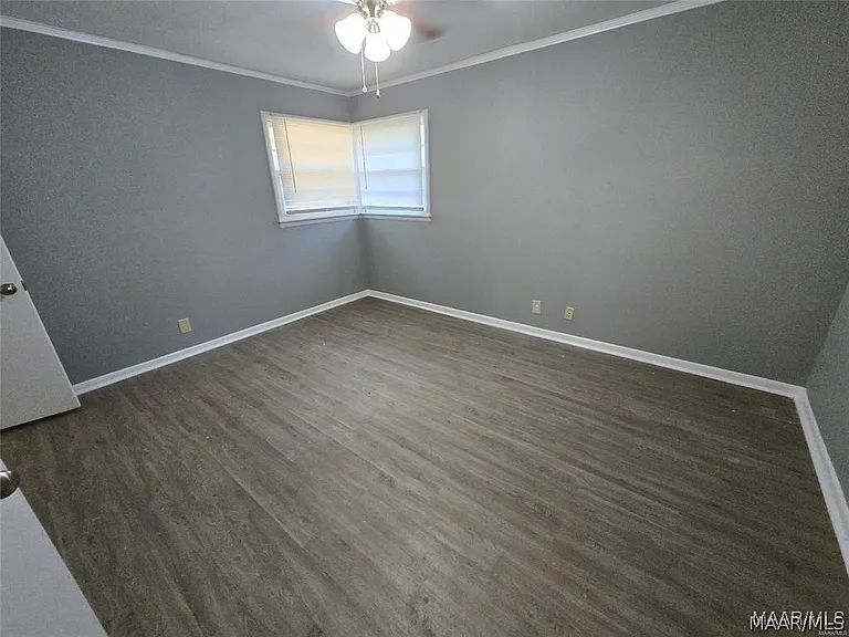 2786 Crestview Ave — Photo 6