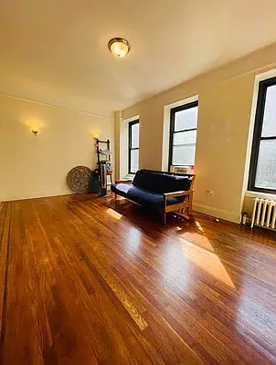 Rented by Living New York | media 12