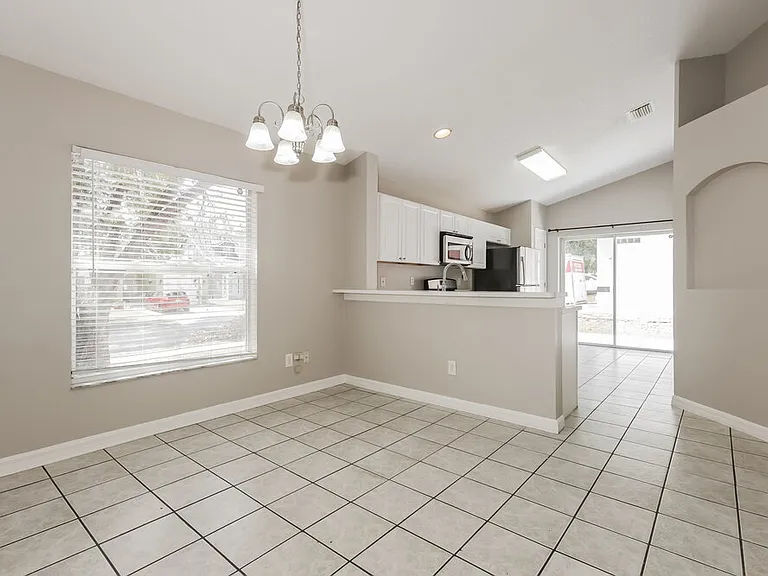 3406 Palm Beach Dr — Photo 4