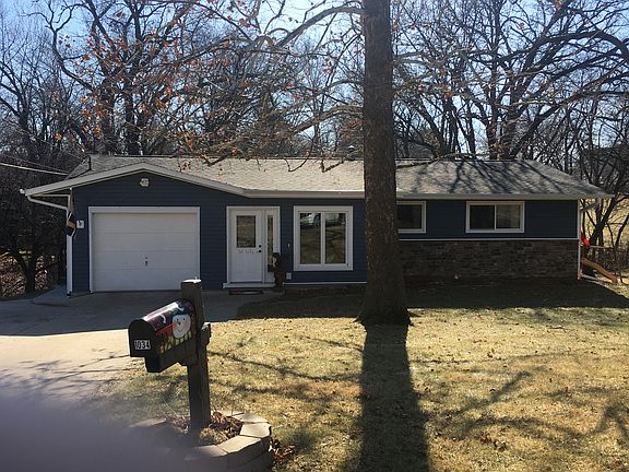 2nd image of 1034 Maywood Dr