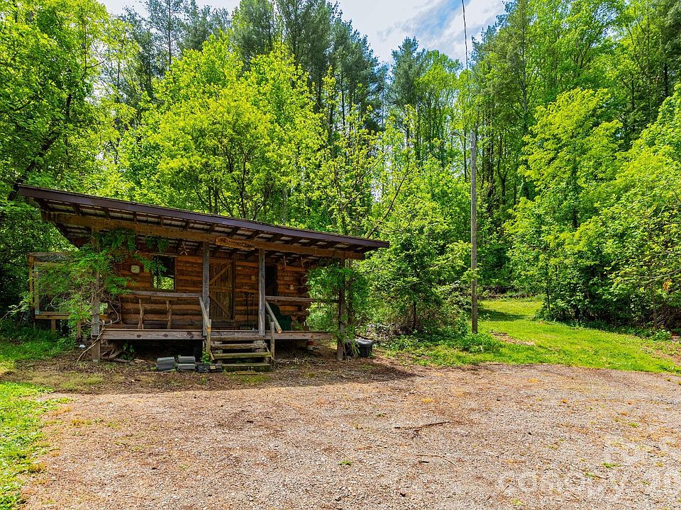 4th image of 1492 Murray Rd