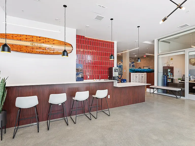 Flow Eastlake Apartments — Photo 23