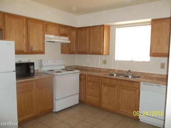 4th image of 465 W Ivyglen St APT 139