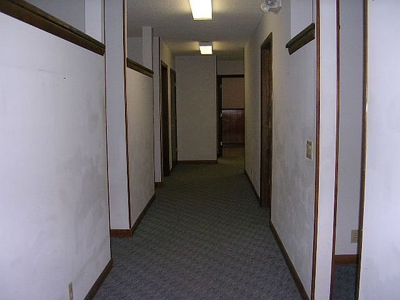5th image of 106 North Market