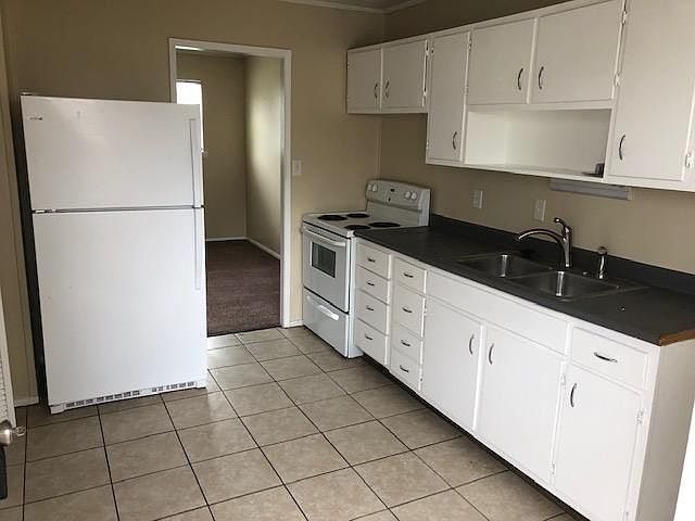 1st image of 7332 Parkside Dr