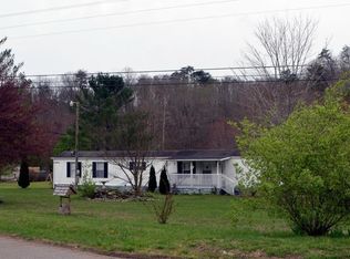 983 Dry Branch Rd, Irvine, KY 40336