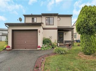 1 Abingdon Mews, Middletown, NY 10940