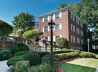 2260 Sherman Ave APT 2, Evanston, IL 60201