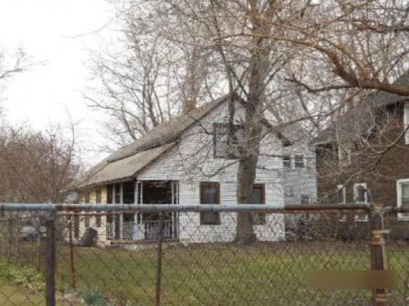 5055 Pershing Ave, Cleveland, OH 44127