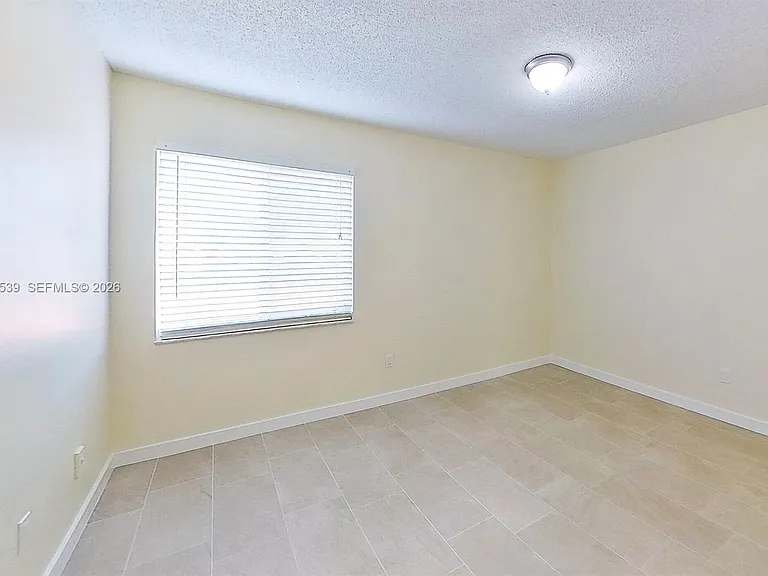 2020 NW 119th St #1121 — Photo 31
