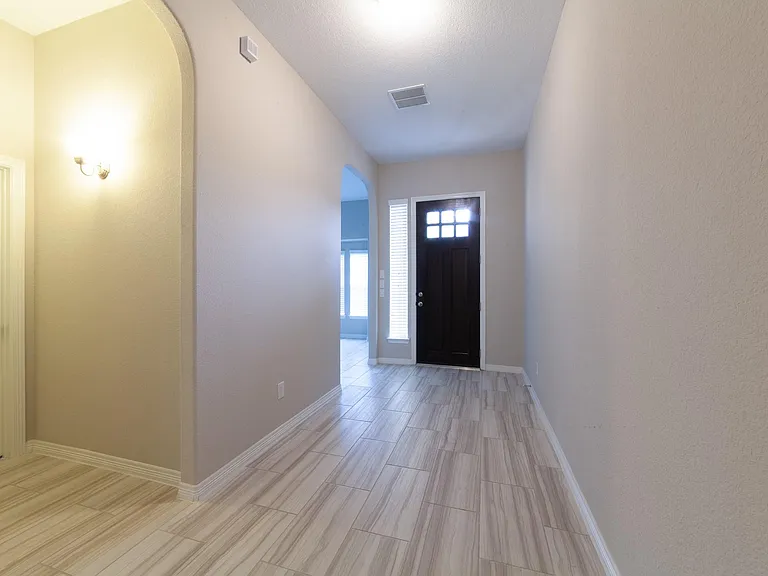 22138 Grand Mist Dr — Photo 2