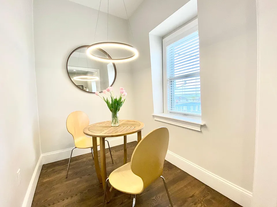 Dining room/Home office