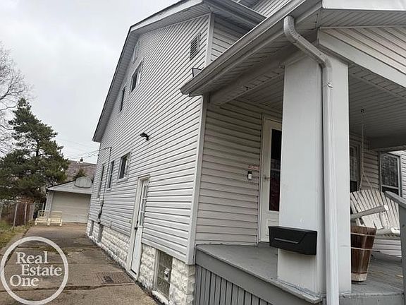 2nd image of 22138 Brittany Ave