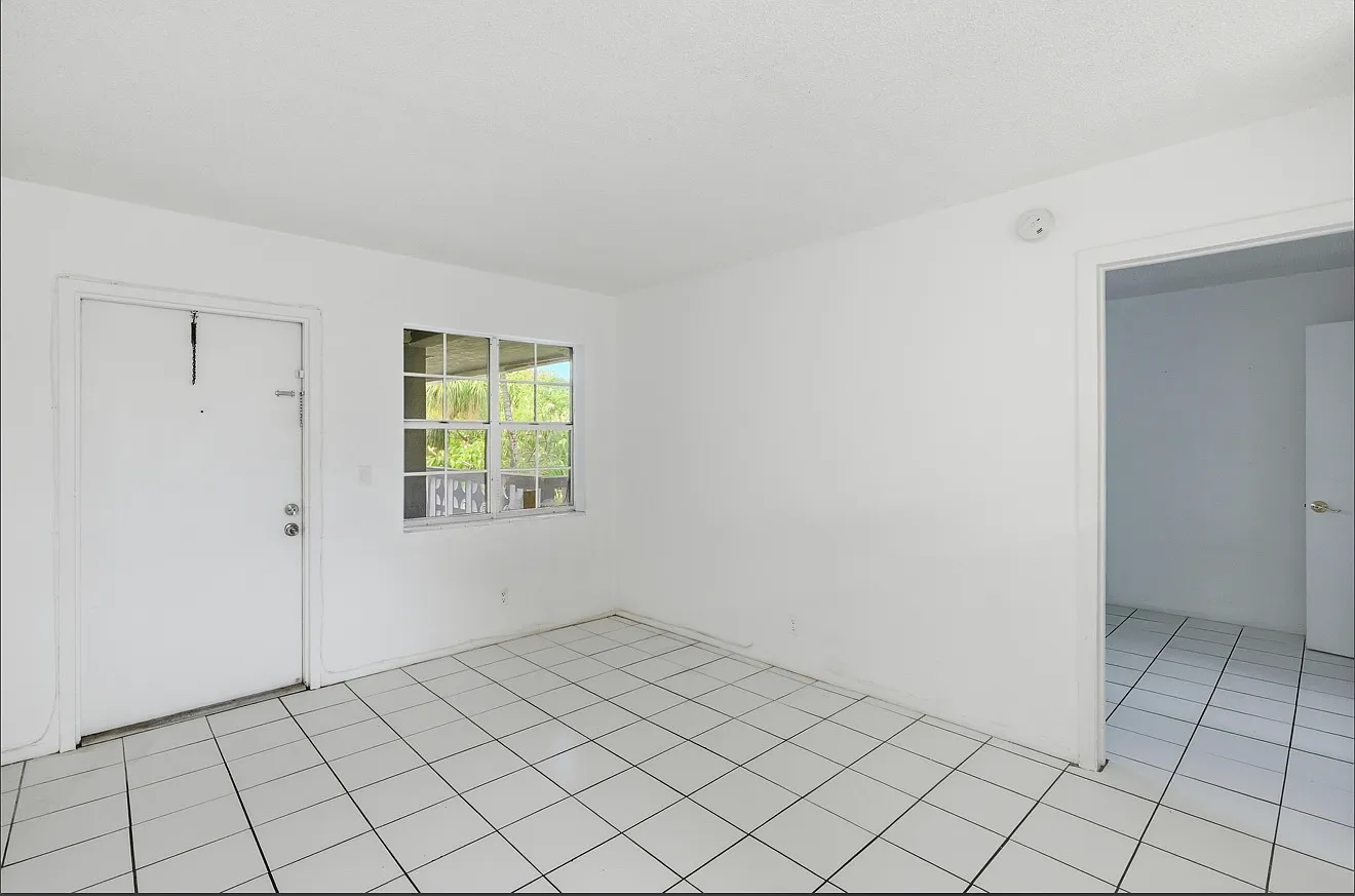 1 bed, 700 sqft, $1,425 — Photo 2