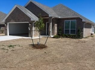 16304 Friar Ct, Edmond, OK 73013