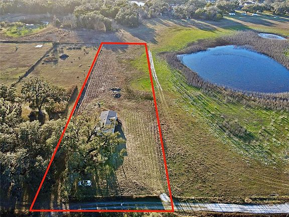 3rd image of 37466 Phelps Rd