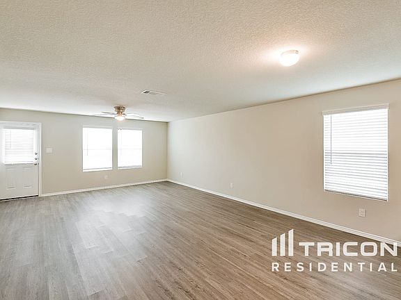 4th image of 9707 Marbach Hl