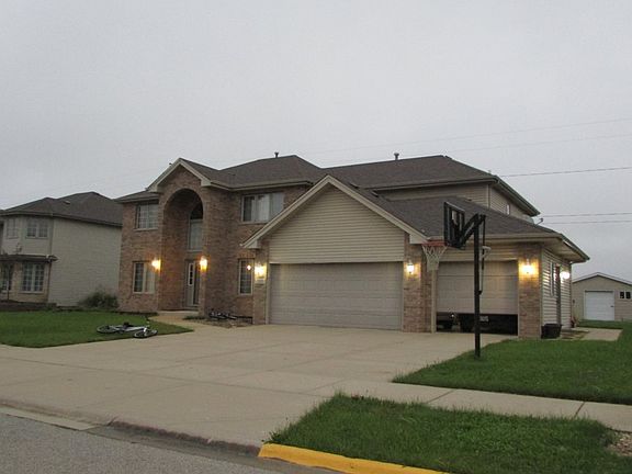 4th image of 1323 Rainbow Cir