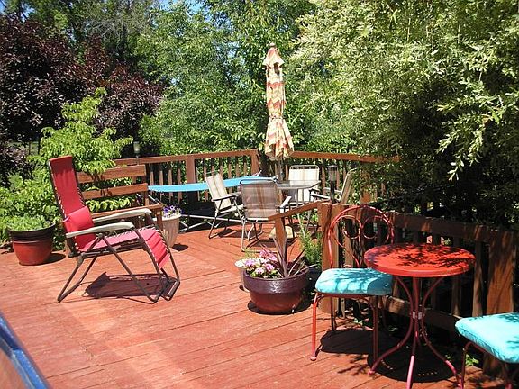 2nd image of 1086 Collingwood Dr