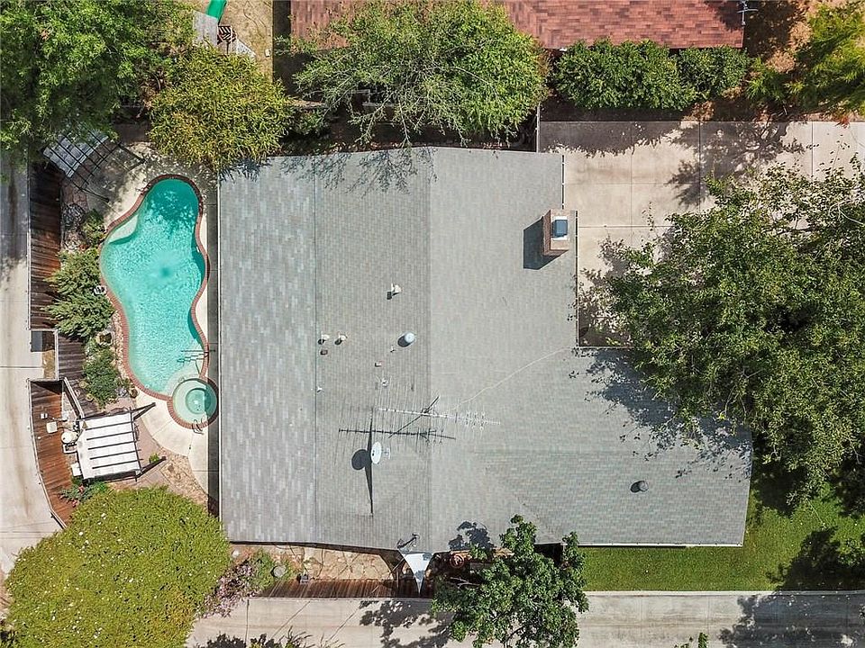 1st image of 2915 Wildflower Dr