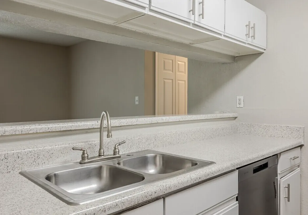 Ashland Pines Apartments — Photo 3