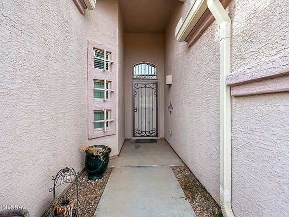 4th image of 7616 S Barnhill Dr