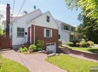 393 Park Ave, Rutherford, NJ 07070