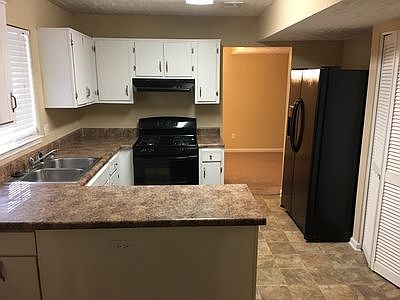 2nd image of 360 Tucker Ct