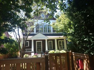 2533 8th Ave W, Seattle, WA 98119