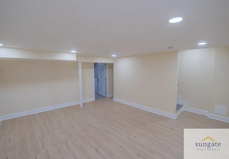 1444 Meridene Dr — Photo 31