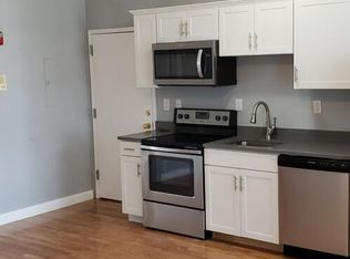 586 Merrimack St #5A, Lowell, MA 01854