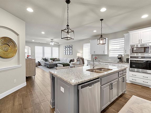 5th image of 4528 Oriel Ln