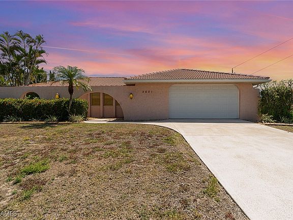 3rd image of 2621 Via Veneto Dr