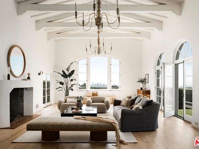 3206 Deronda Dr, Los Angeles, CA, 90068