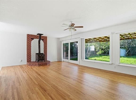 4th image of 3129 Milner Rd
