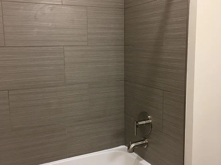 1736 NE 45th Ave #301 — Photo 8