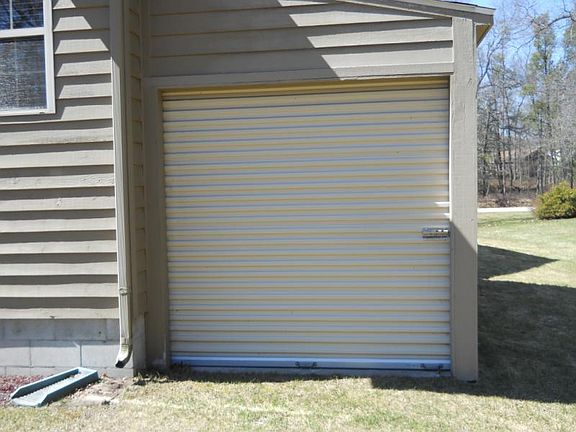 4th image of 6810 Lakewood Dr
