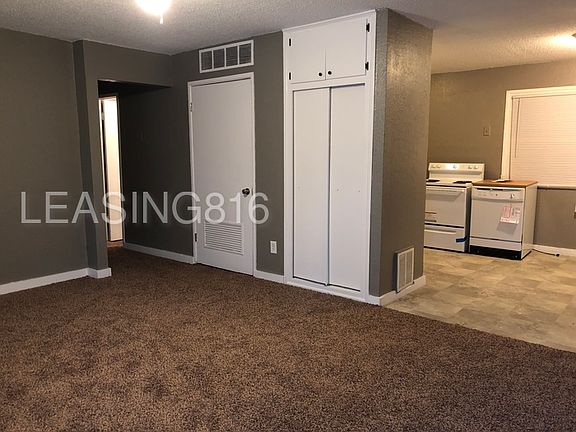 4th image of 4841 E 43rd St