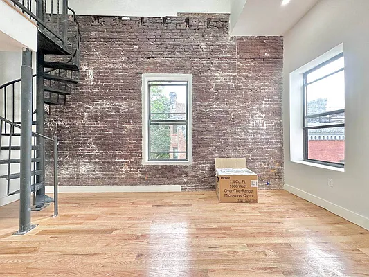 Rented by Doorway NYC, LLC | media 22