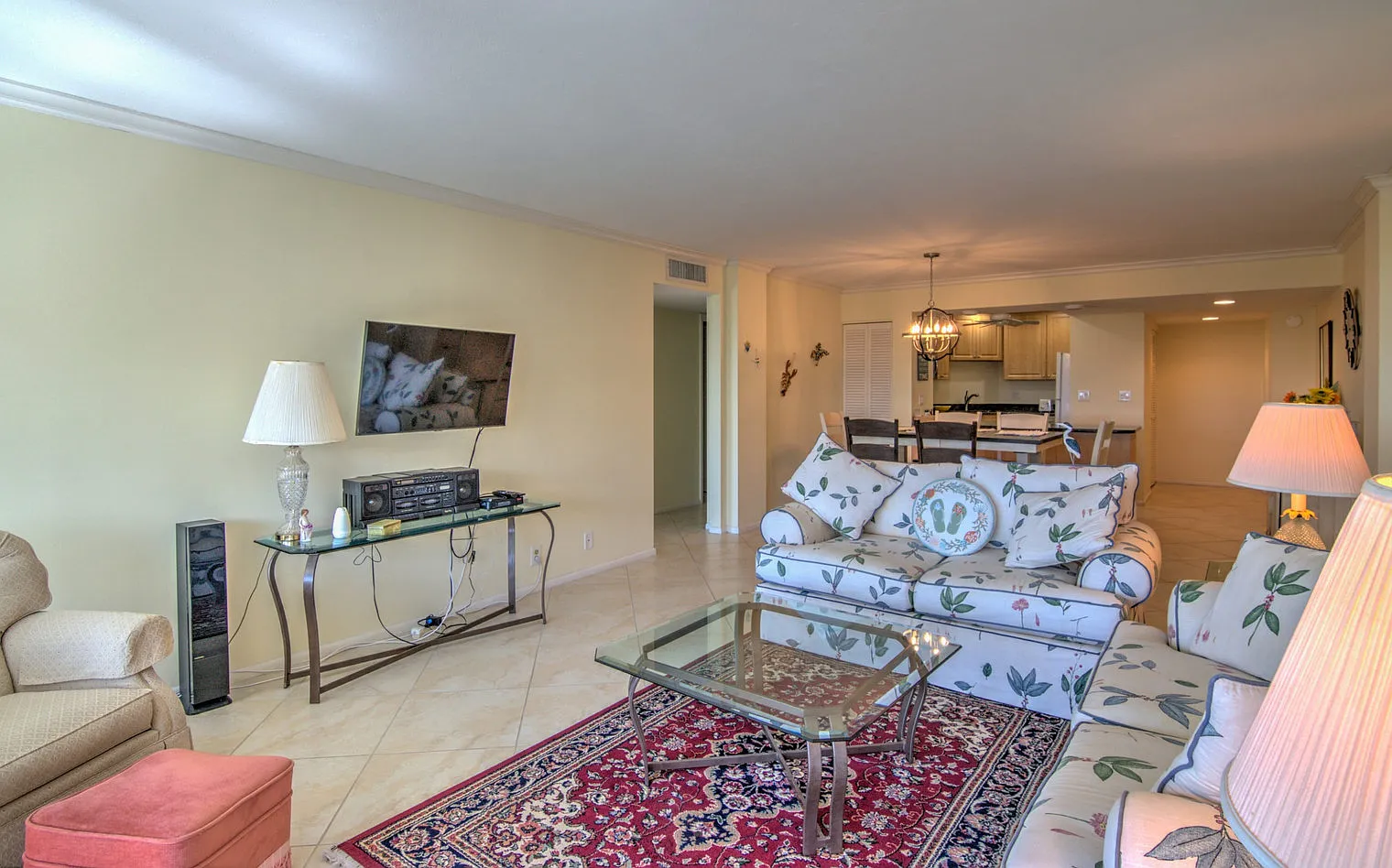 2 bed, 2.0 bath, $4,290 — Photo 2